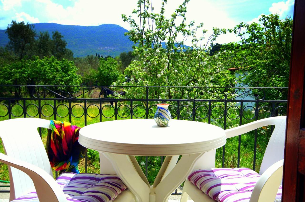 Mr. Greek Villa Петра Экстерьер фото